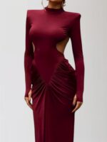 Μακρύ Μπορντό Φόρεμα με Ανοιχτή Πλάτη και Μακριά Μανίκια - Image 2
