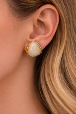 Elysia Pearl Glow Earrings