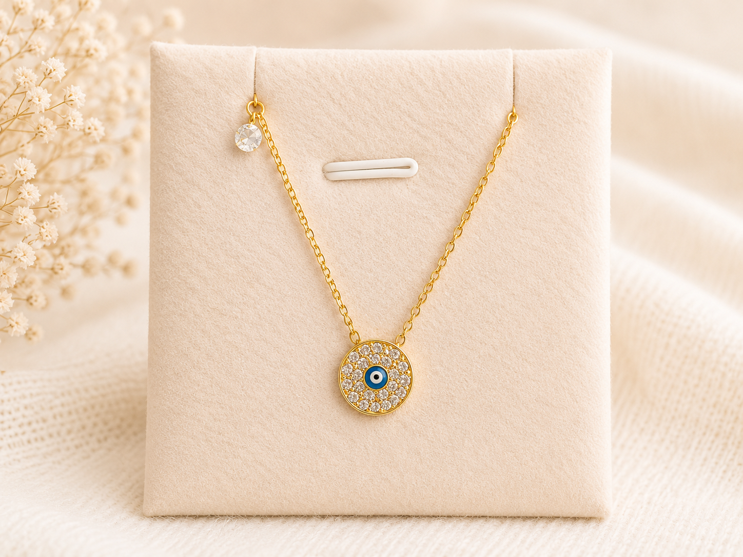 Golden Crystal Eye Necklace (tirkouaz)